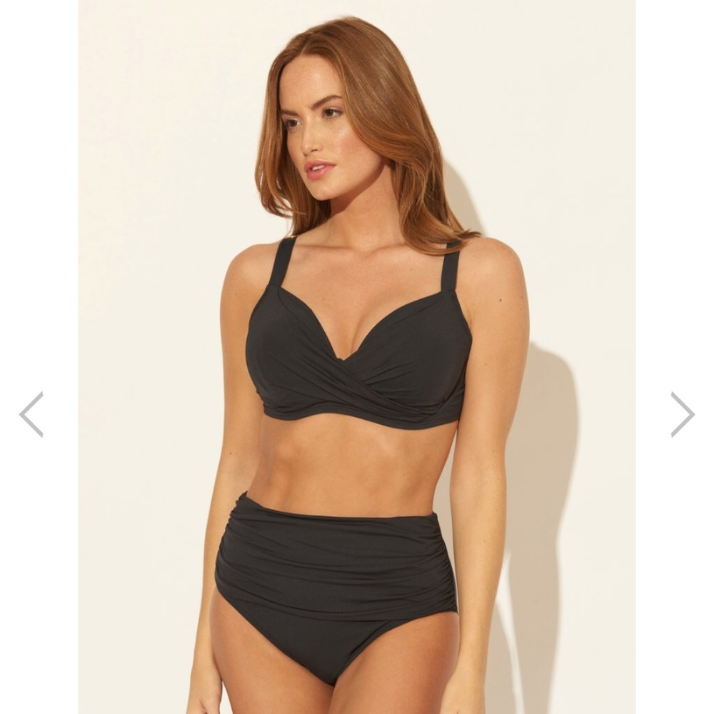 Bleu Rod Beattie U/W Twist Black Bikini TOP 34D